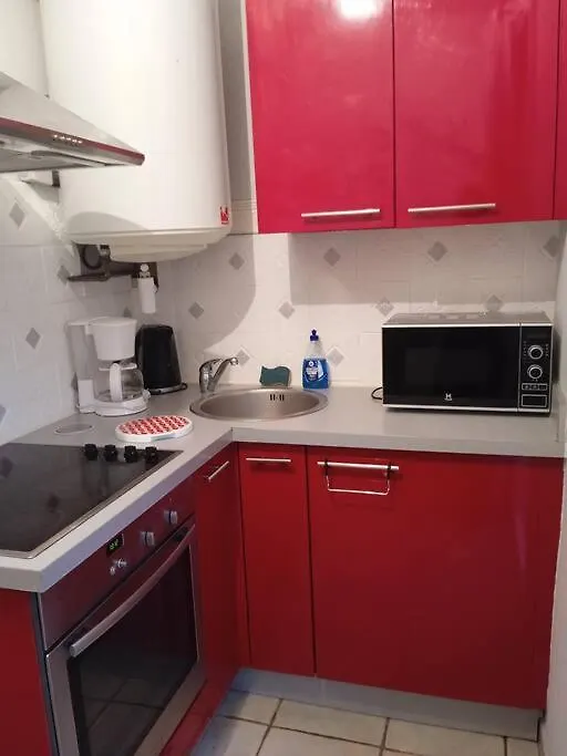 Apartmán Joli Studio Avec Son Jardin Privatif Rennes 0*,